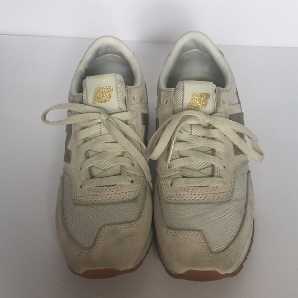 New Balance Sneakers - Picture 2 of 6